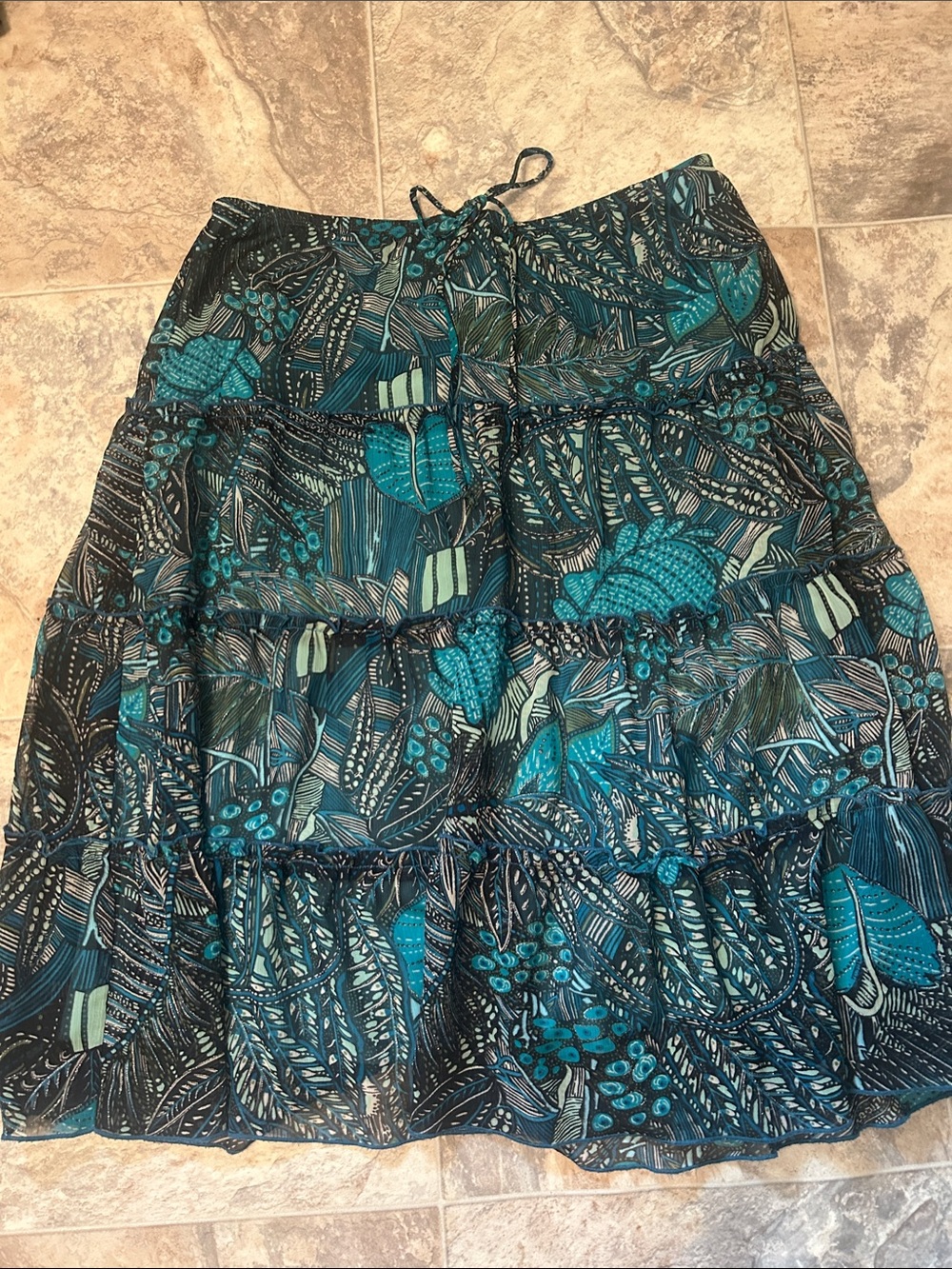 Hillard & Hanson Teal and Black Tiered Patterned Skirt